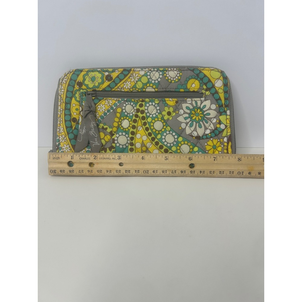 Vera Bradley Wallet Womens OS Yellow Green Paisley Quilted Zip Around Good